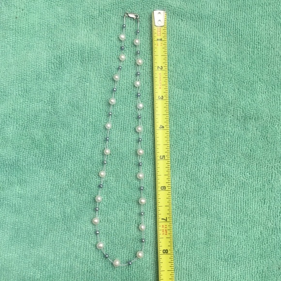 Tahitian Cream & Silver Double Loop Strand 17.5” - Picture 12 of 13